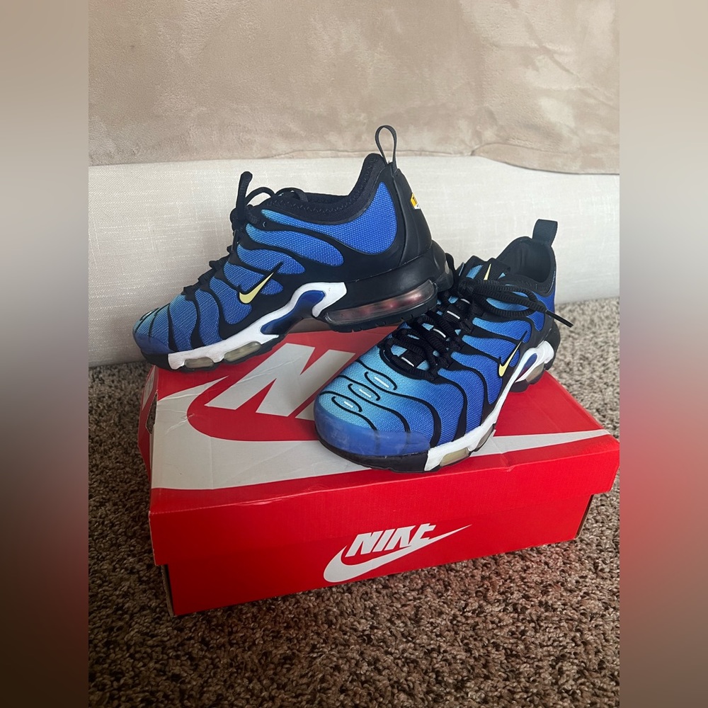 Nike Air Max Plus TN Ultra ‘Hyper Blue’